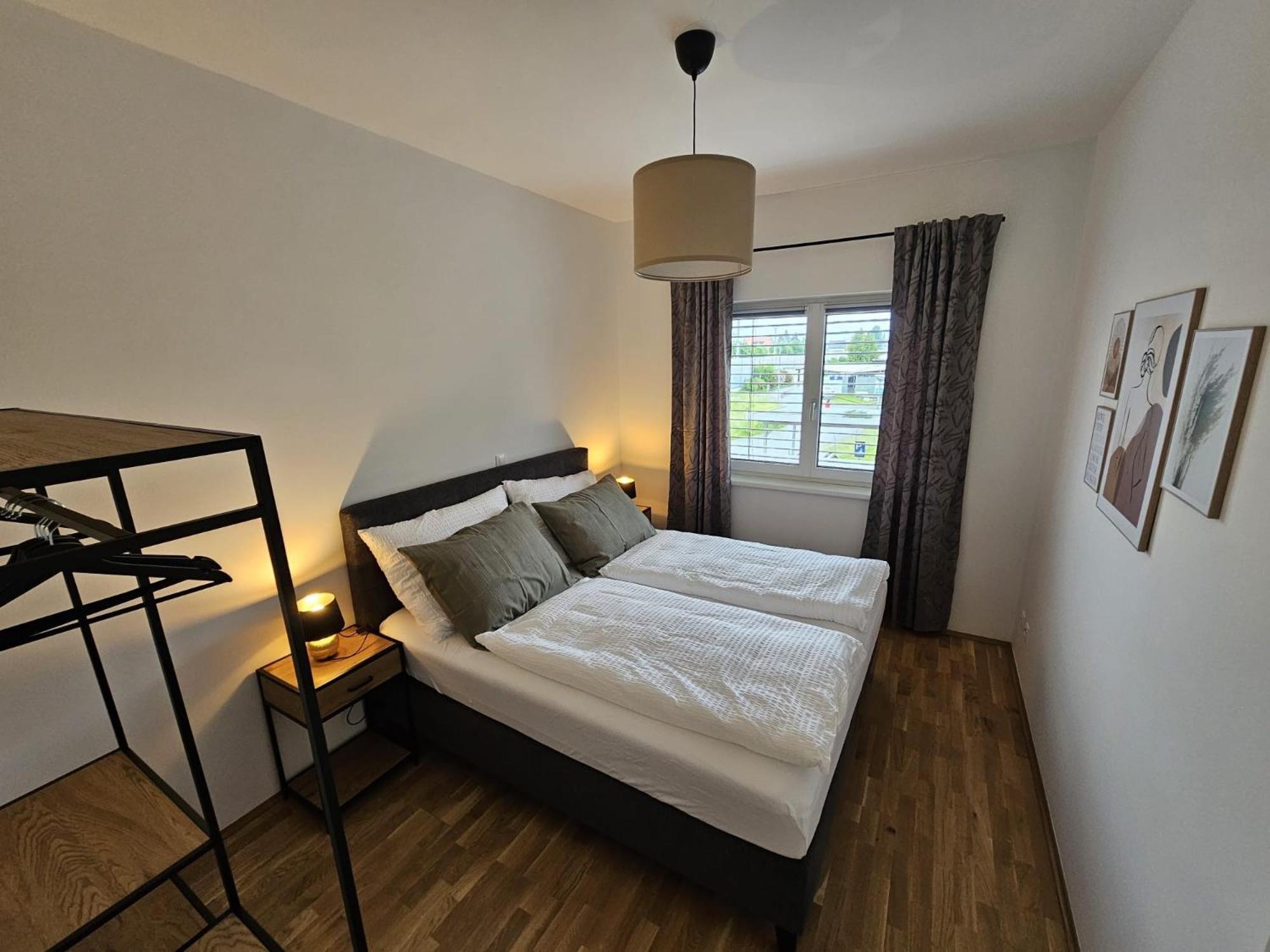 Apartment Leibnitz Im Zentrum Nahe Am Bahnhof Und Der Suedsteirischen Weinstrasse Bagian luar foto